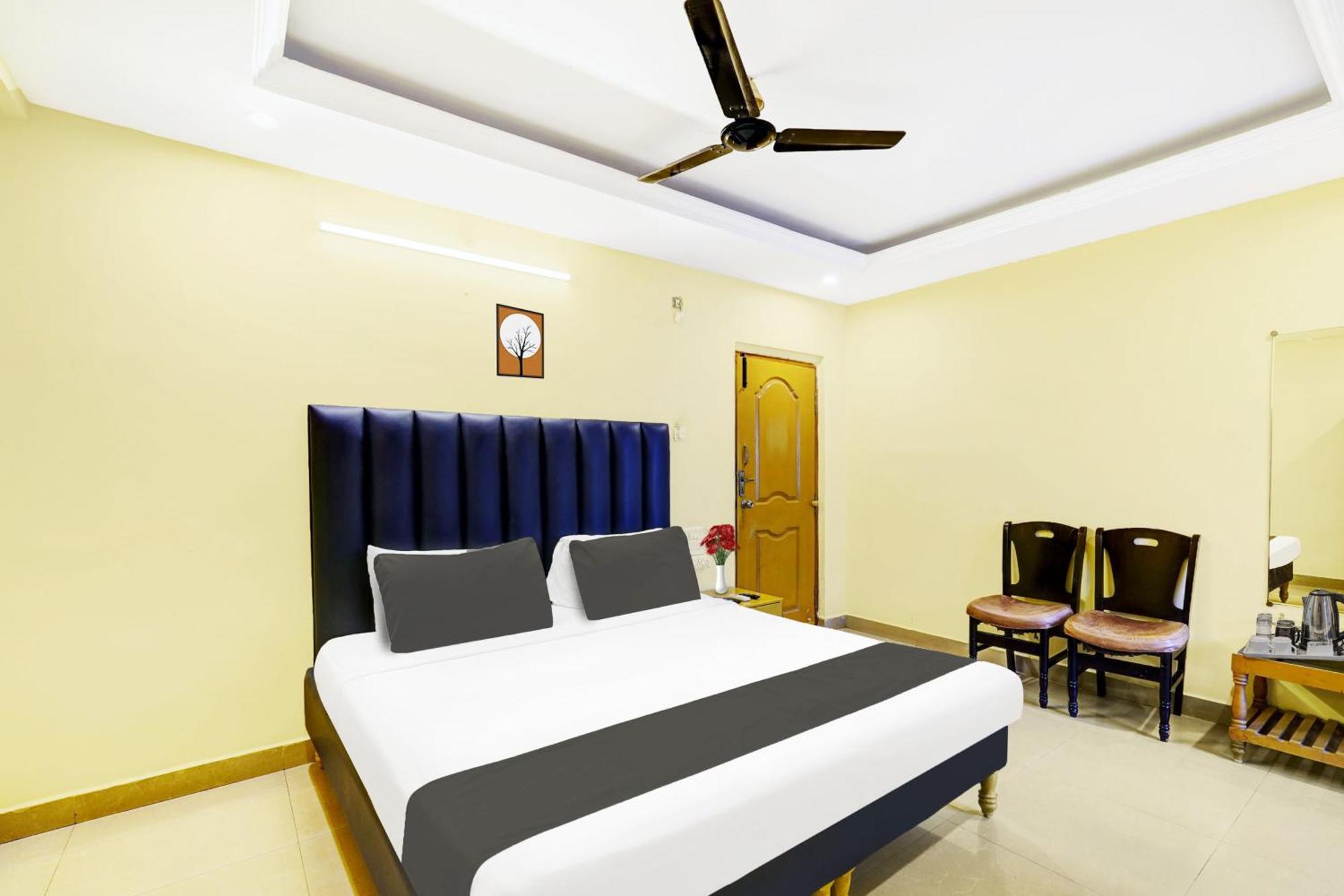 Super Hotel O Padmavathi Puram Near Railway Station ตีรูปาติ ภายนอก รูปภาพ