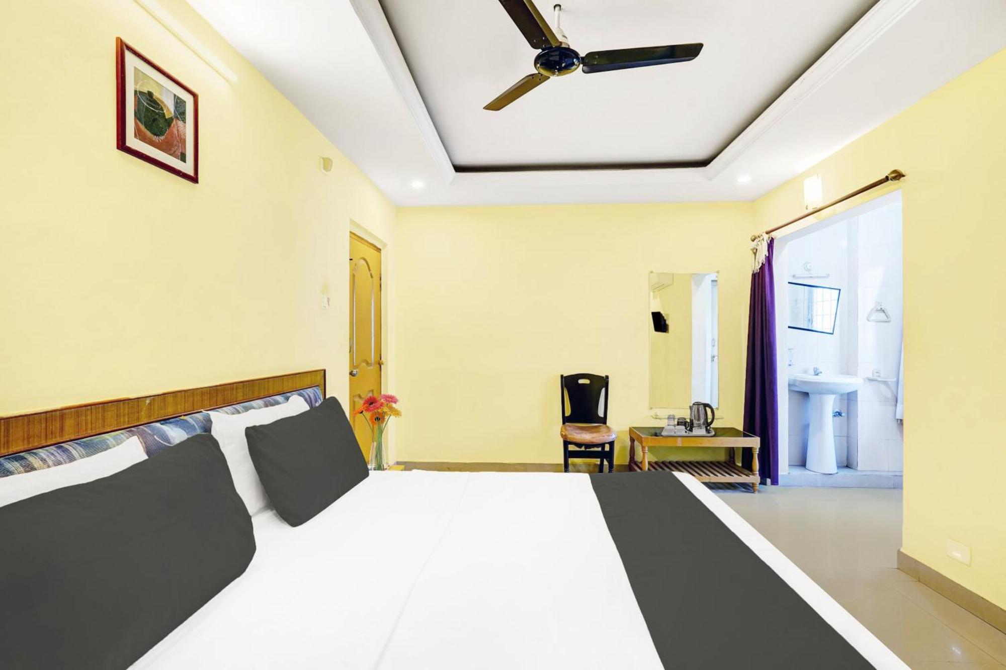 Super Hotel O Padmavathi Puram Near Railway Station ตีรูปาติ ภายนอก รูปภาพ