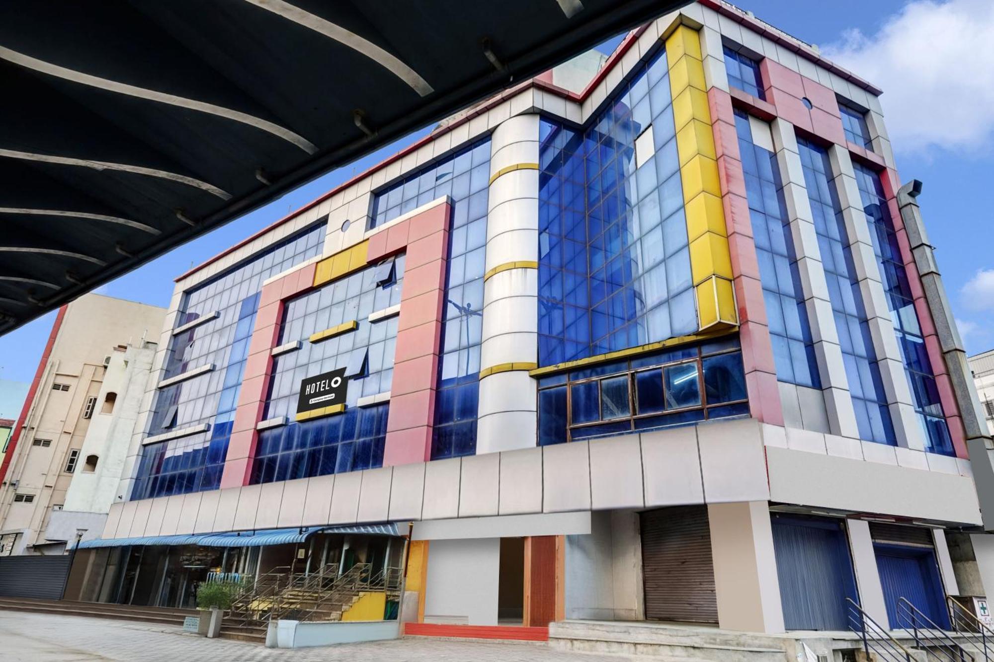 Super Hotel O Padmavathi Puram Near Railway Station ตีรูปาติ ภายนอก รูปภาพ